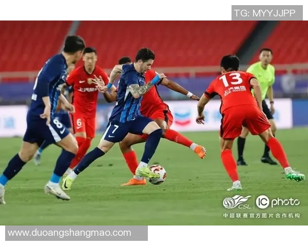 中超战报解析:上海海港逆转取胜 中超战报解析:上海海港逆转取胜